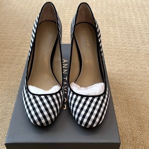 Ann Taylor 3 inch Émeline Pipe Ginham Block Heel size 8